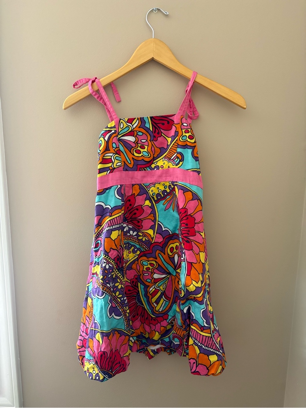 Lilly Pulitzer Girl Bright Floral Paisley Sundress - Pink/Turquoise Bubble skirt
